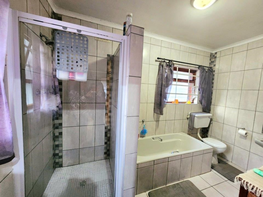 3 Bedroom Property for Sale in Panorama Western Cape